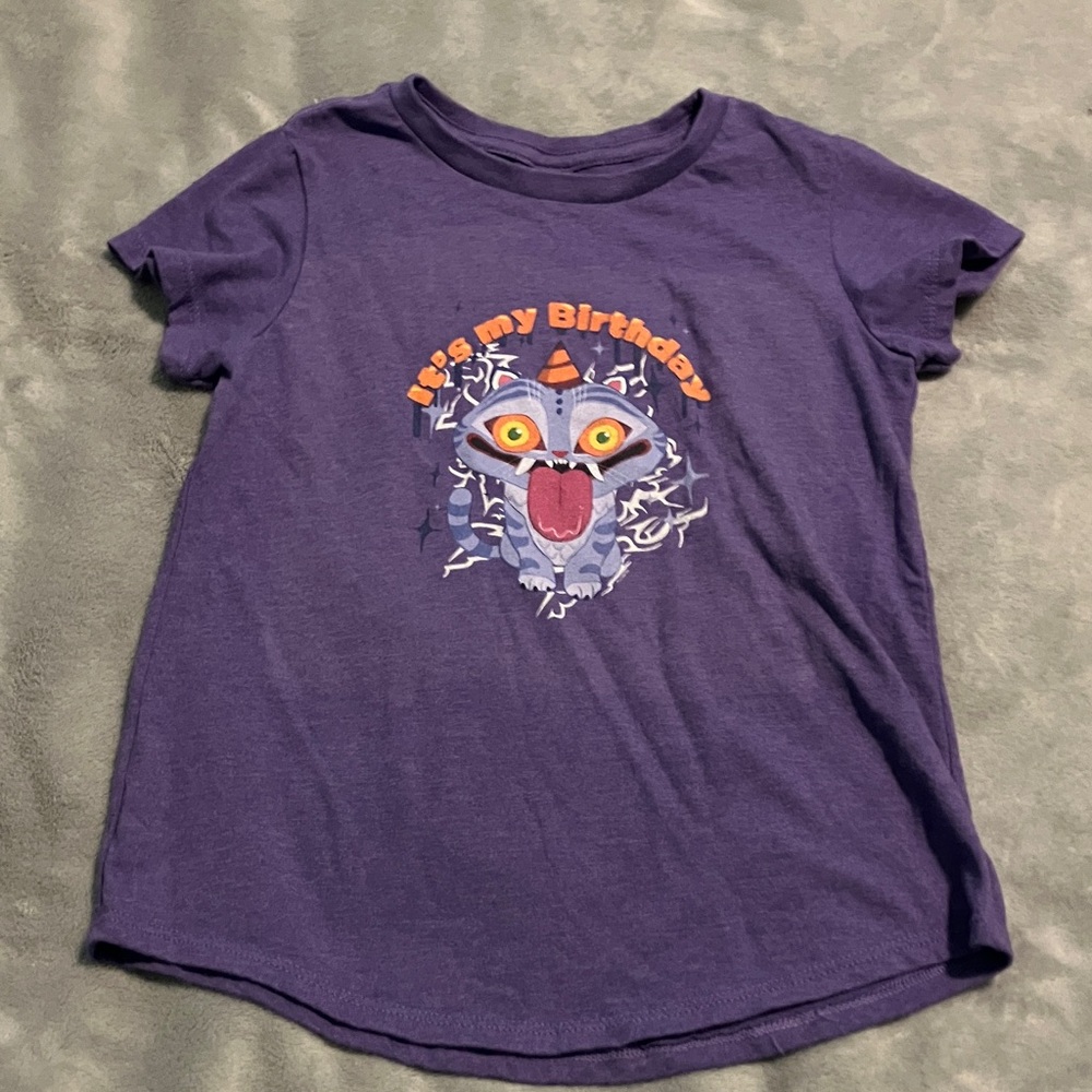 Purple K-Pop Demon Hunter Derpy "It's My Birthday" Kids Graphic Tee